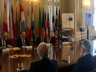 The EU and Taiwan enjoy a dynamic economic and trade relationship. Specifically, in 2017 Taiwan became the EU’s 16th trading partner following an increase of goods by 9.8%. Furthermore, the EU is Taiwan’s 5th largest trading partner, after China, ASEAN, USA and Japan.